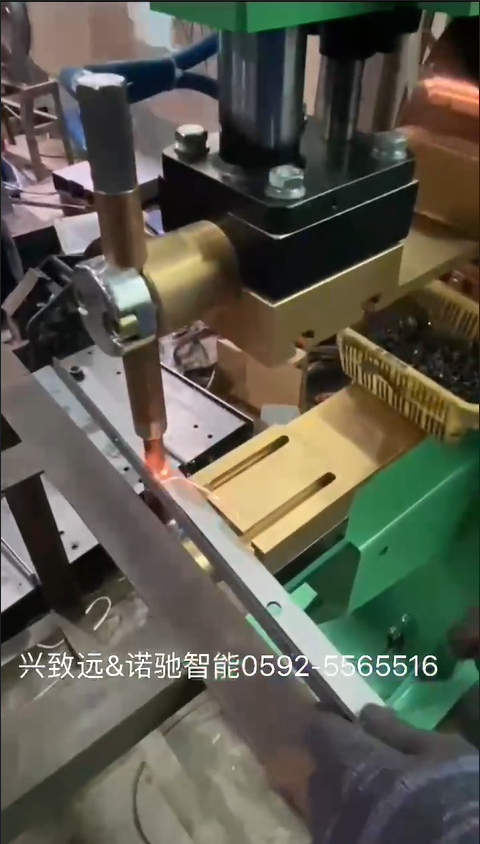 氣動點(diǎn)焊機(jī)-螺母點(diǎn)焊